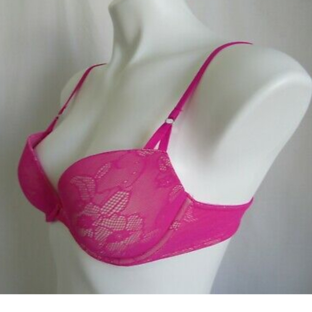 Victoria Secret Pink Total Sweetheart Demi Bra - Picture 3 of 6